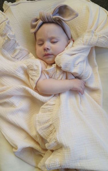 Ruffle || Muslin Wrap