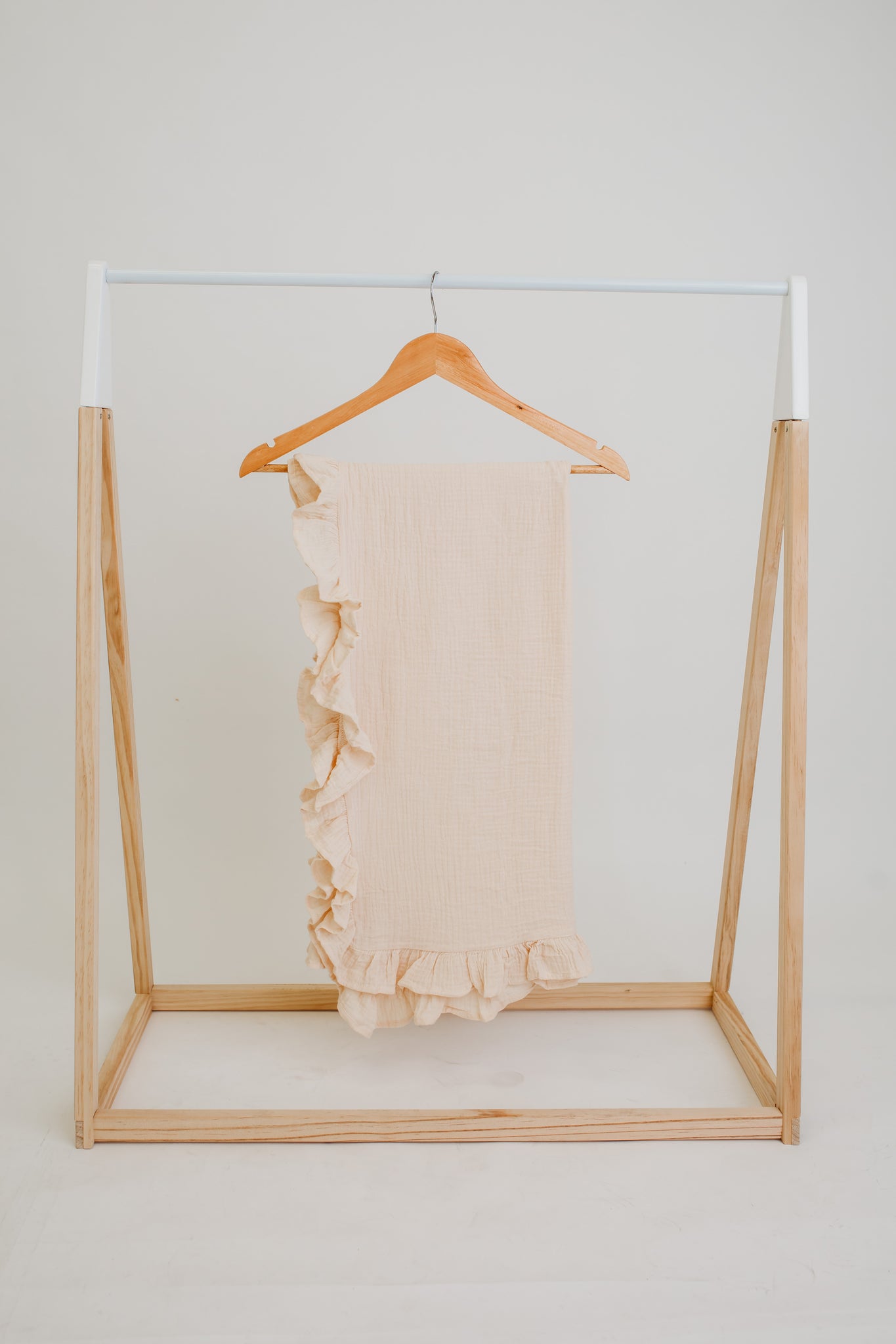 Ruffle || Muslin Wrap